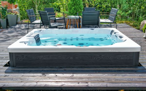Cost of Spa Deck Remodeling in Pickerington
