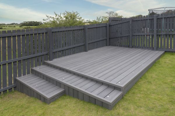 Vinyl Deck Construction in Pickerington
